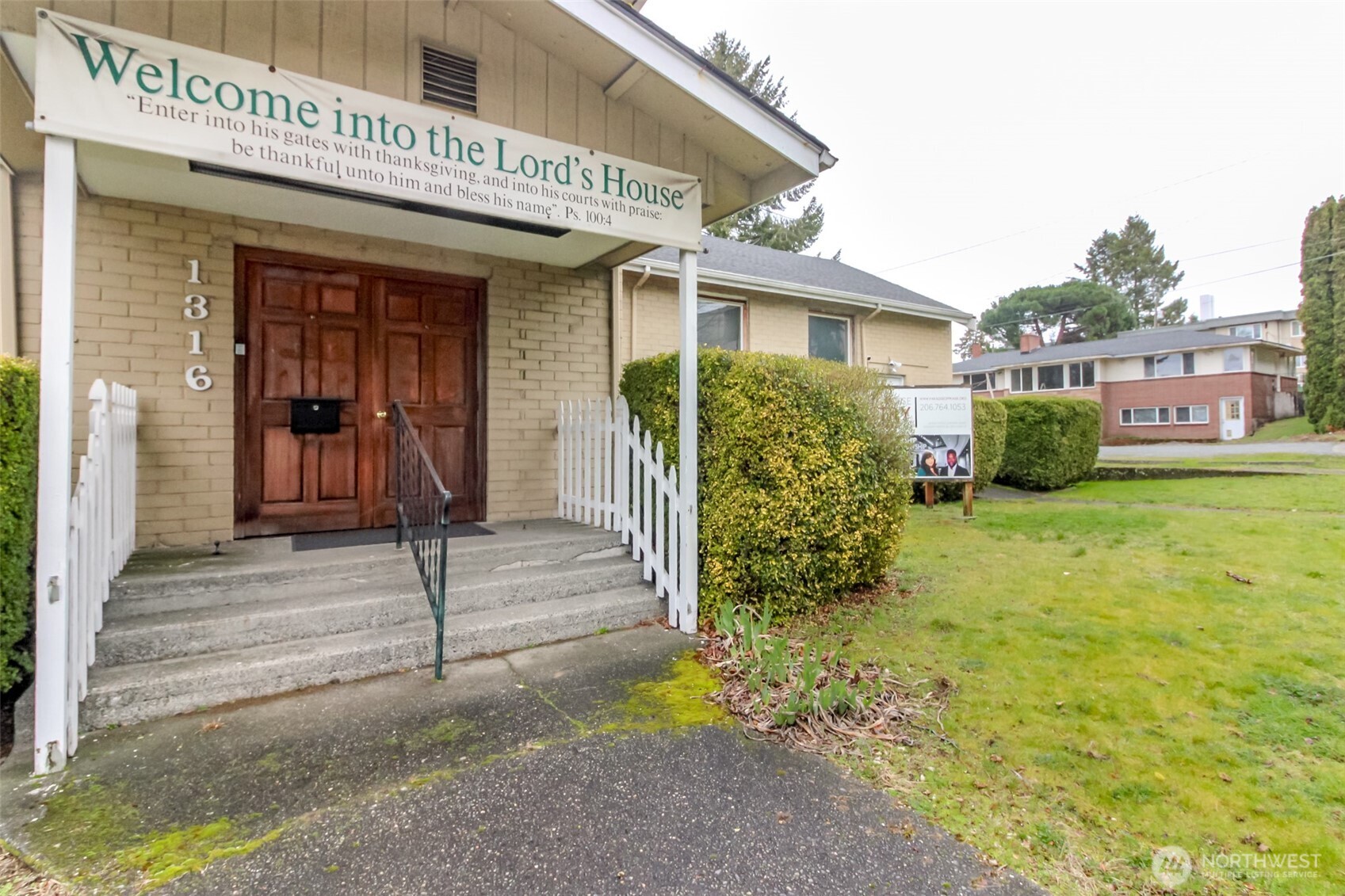 1316 SW Holden Street , Seattle, WA 98106