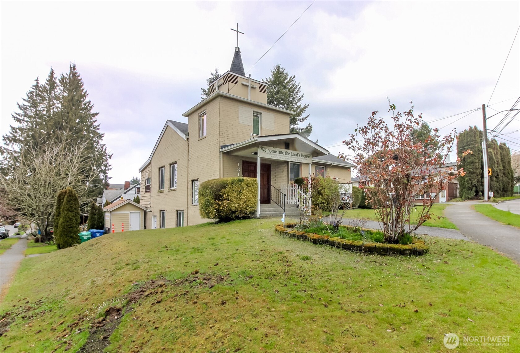 1316 SW Holden Street , Seattle, WA 98106