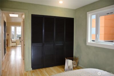 107 16th Avenue #107, Seattle, WA 98122-5610 - Photo 14