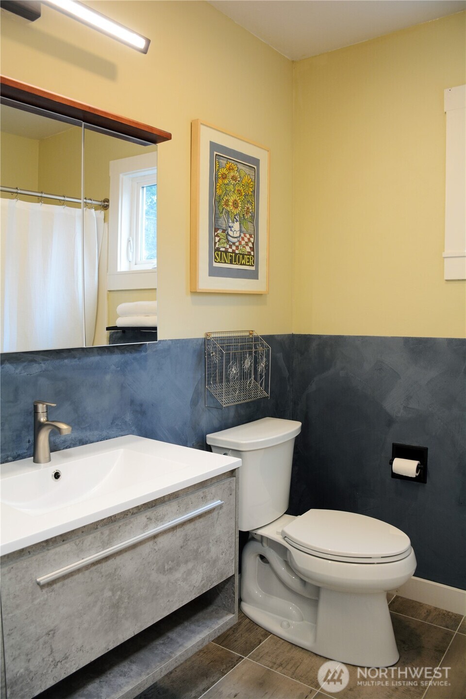 107 16th Avenue #107, Seattle, WA 98122-5610