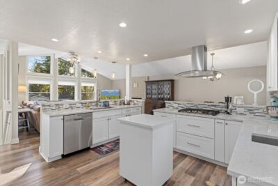 3718 NE 189th Place , Lake Forest Park, WA 98155 - Photo 6