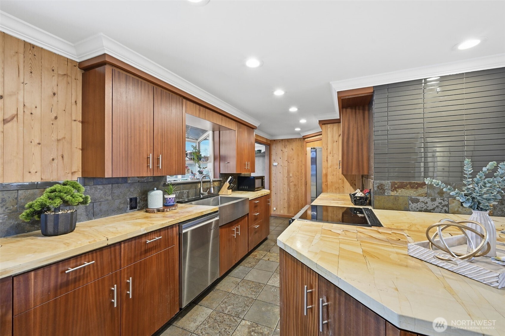 22407 87th Avenue W, Edmonds, WA 98026