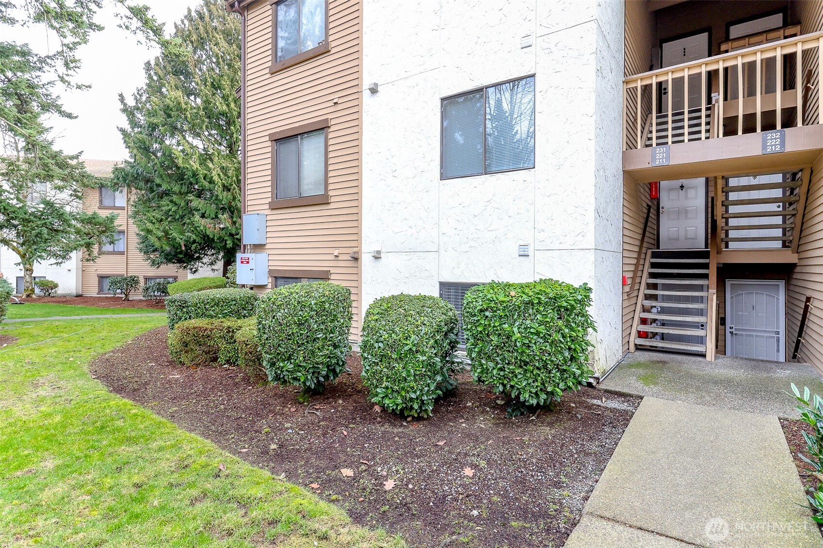 1006 S 312th Street #211, Federal Way, WA 98003