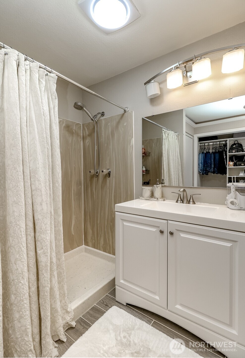 1006 S 312th Street #211, Federal Way, WA 98003