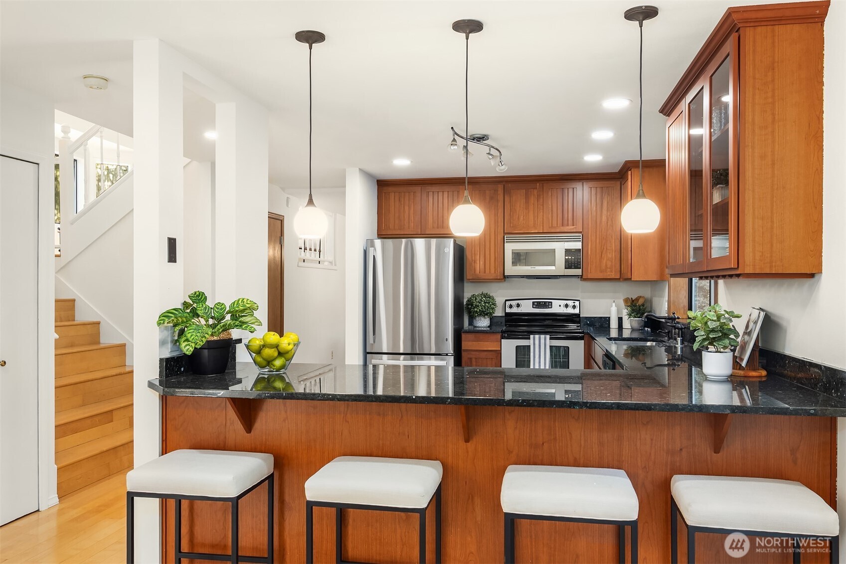 762 222nd Place NE, Sammamish, WA 98074