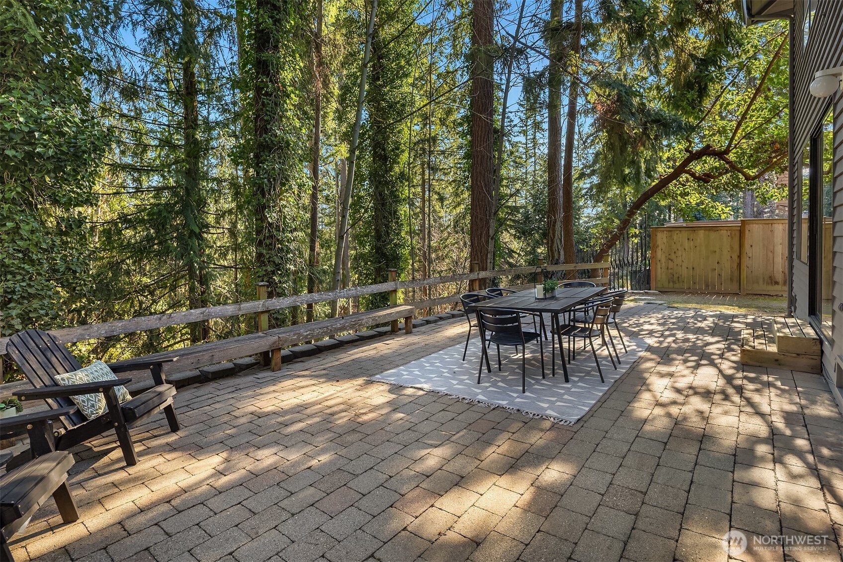 762 222nd Place NE, Sammamish, WA 98074