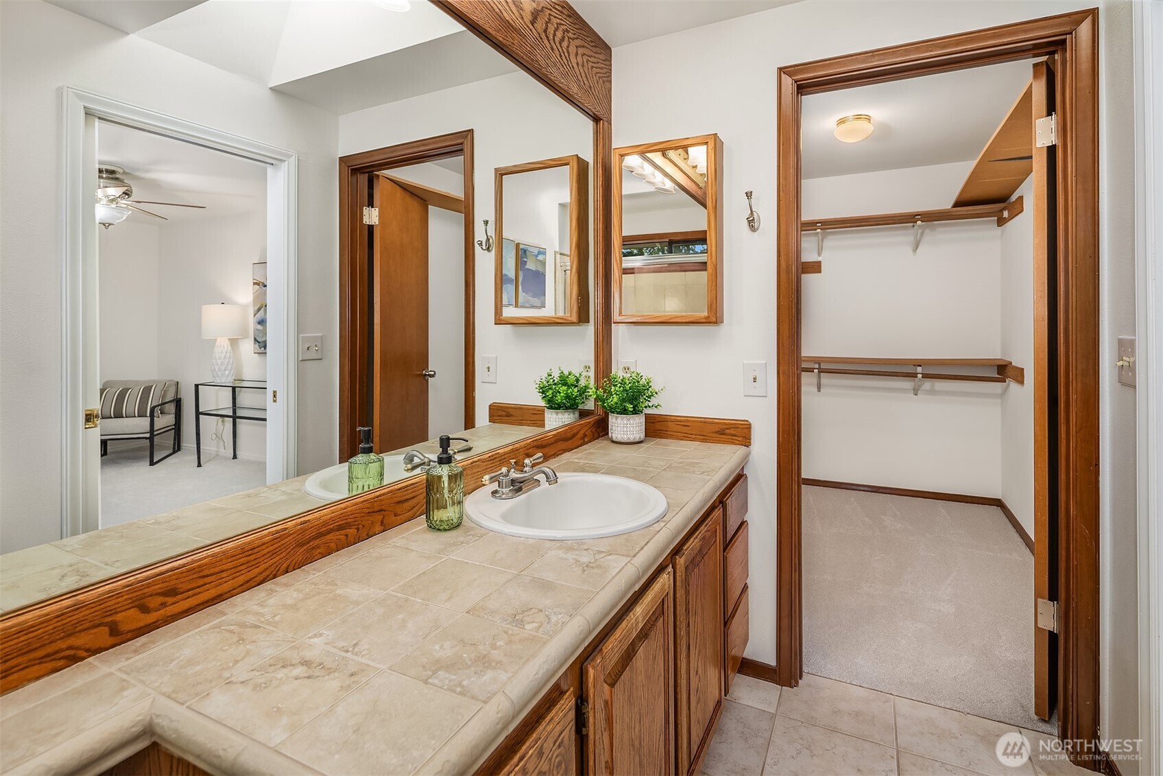 762 222nd Place NE, Sammamish, WA 98074