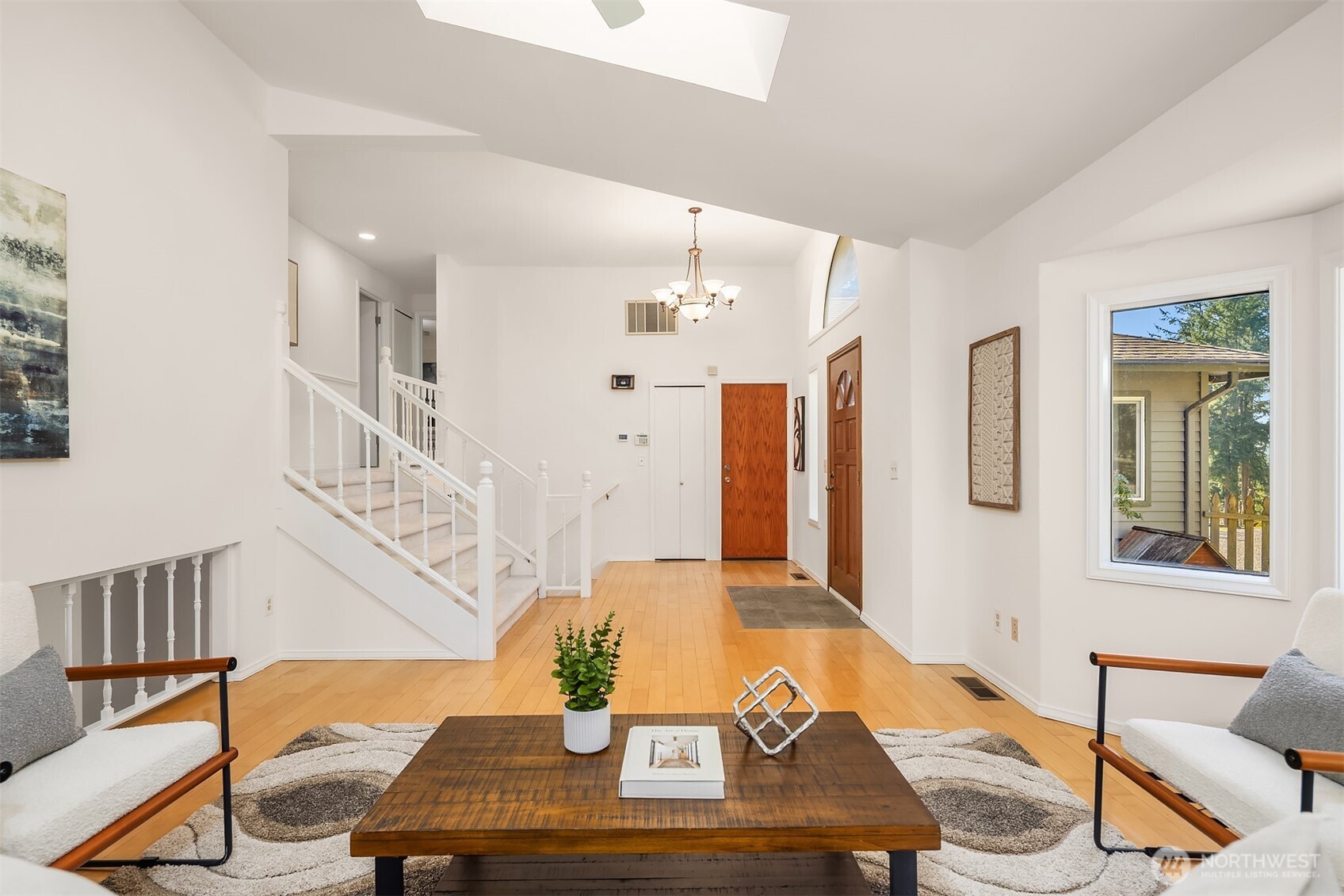 762 222nd Place NE, Sammamish, WA 98074