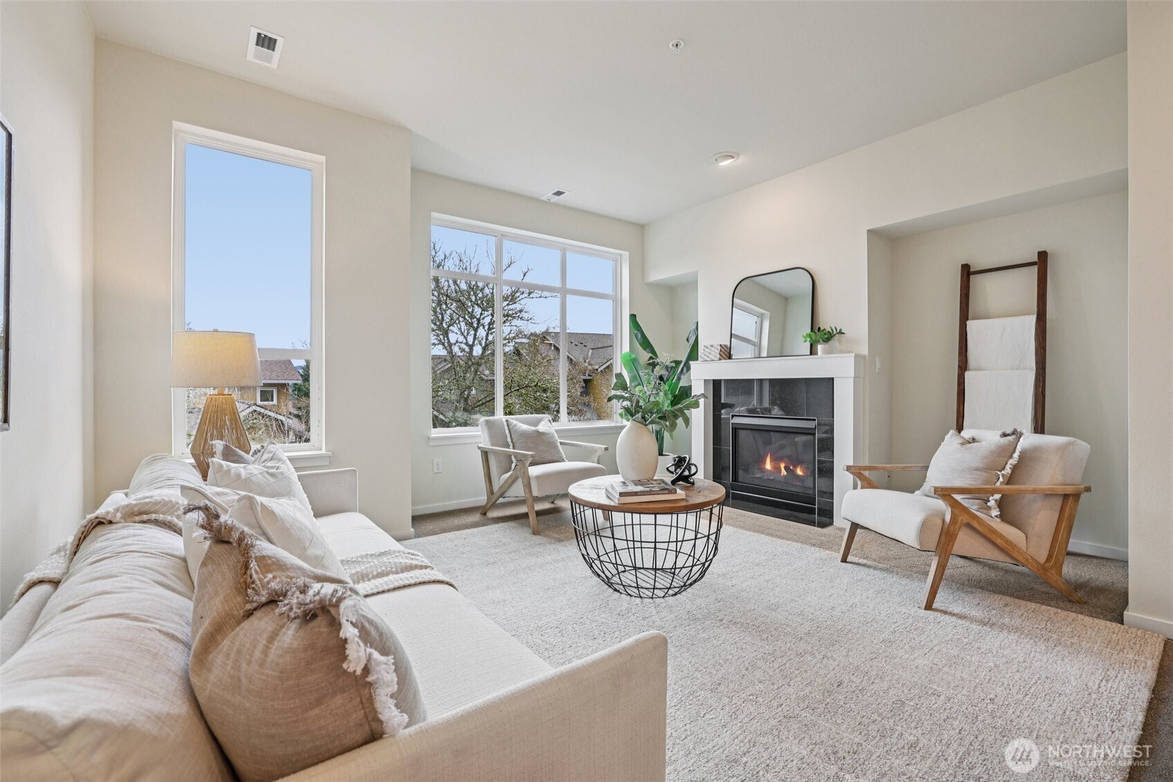 93 Sky Ridge Rd #505, Issaquah, WA 98027