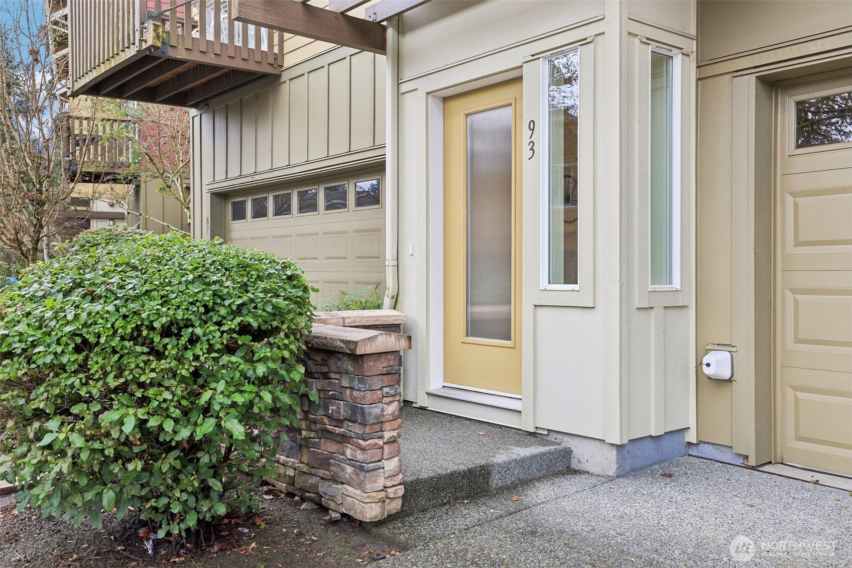 93 Sky Ridge Rd #505, Issaquah, WA 98027