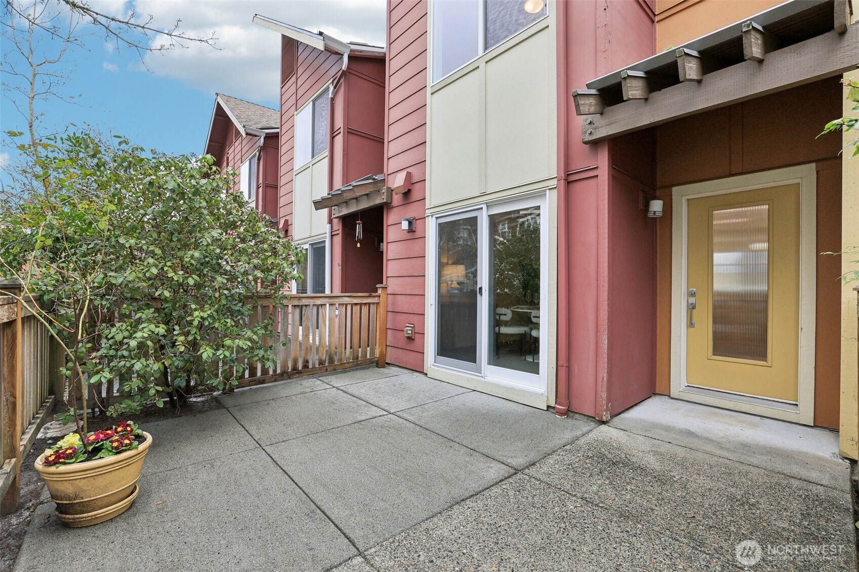 93 Sky Ridge Rd #505, Issaquah, WA 98027