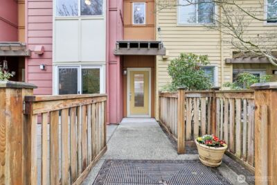 93 Sky Ridge Rd #505, Issaquah, WA 98027 - Photo 3