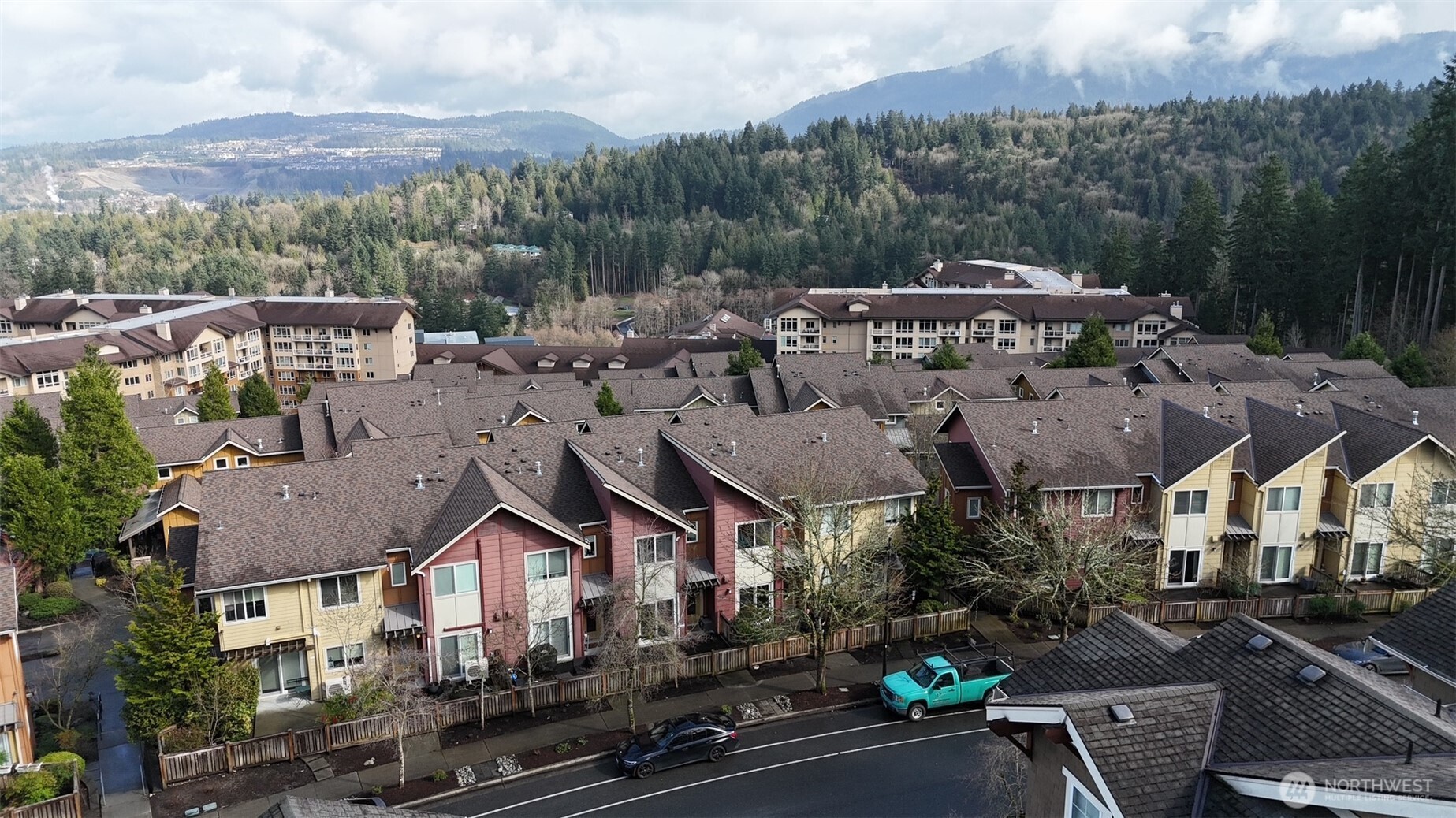 93 Sky Ridge Rd #505, Issaquah, WA 98027