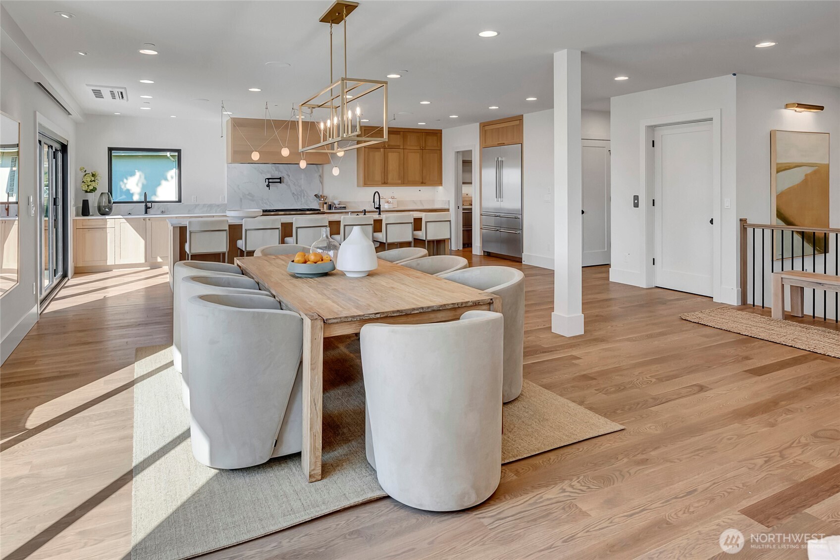 6950 SE Maker Street , Mercer Island, WA 98040