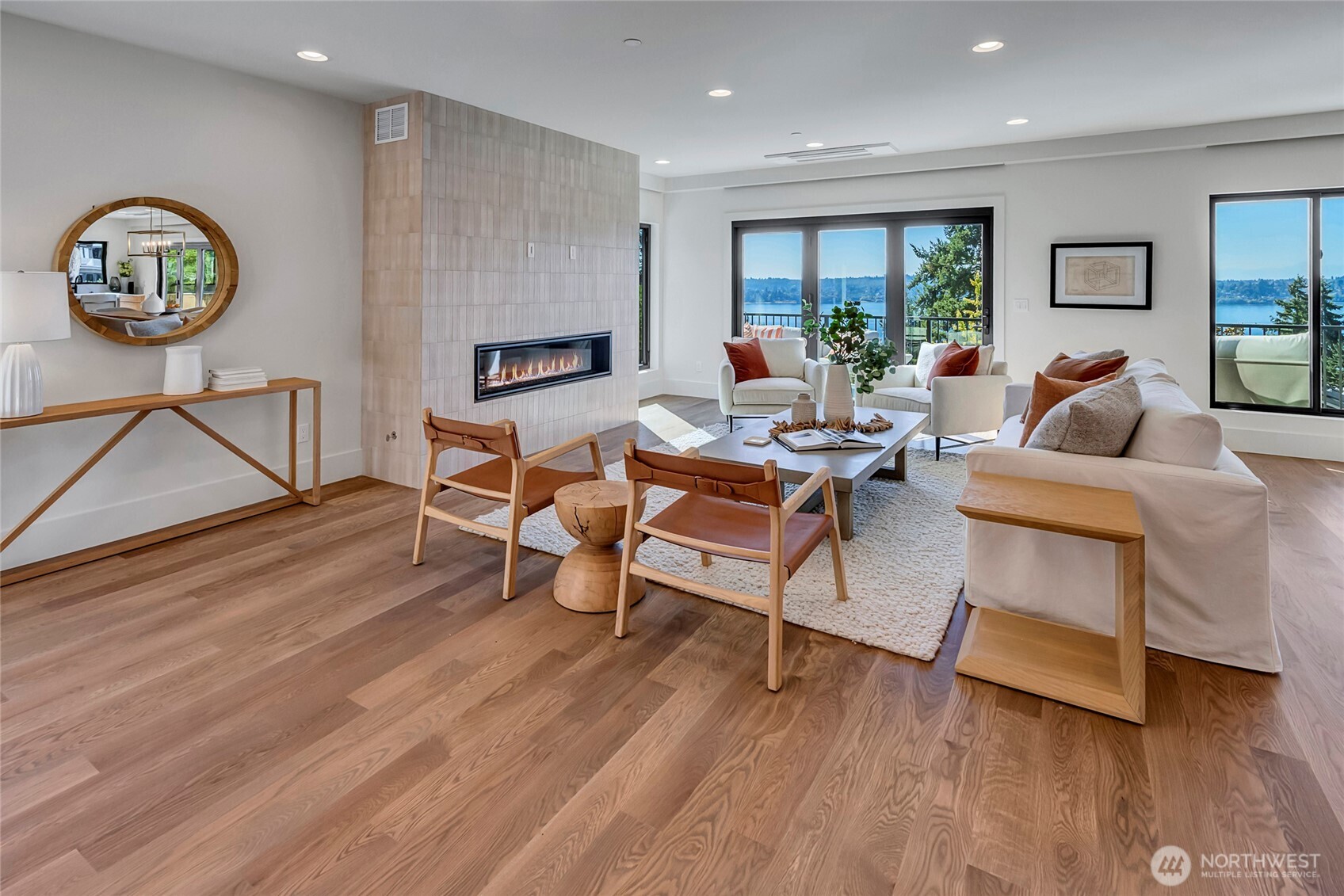 6950 SE Maker Street , Mercer Island, WA 98040