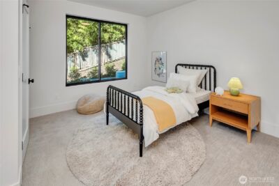 6950 SE Maker Street , Mercer Island, WA 98040 - Photo 31