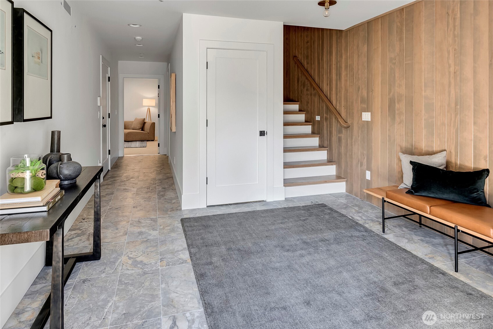 6950 SE Maker Street , Mercer Island, WA 98040