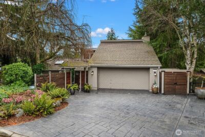 4709 154th Place SE, Bellevue, WA 98006 - Photo 2