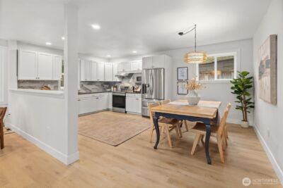 16046 179th Place NE, Woodinville, WA 98072 - Photo 4