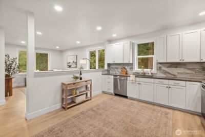 16046 179th Place NE, Woodinville, WA 98072 - Photo 8