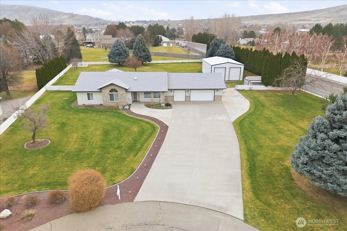 4105 Southlake Court , West Richland, WA 99353