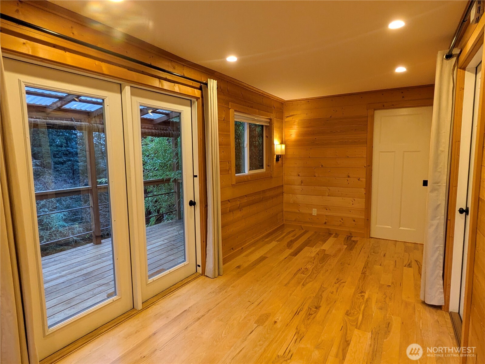 585 White Beach Road , Orcas Island, WA 98245