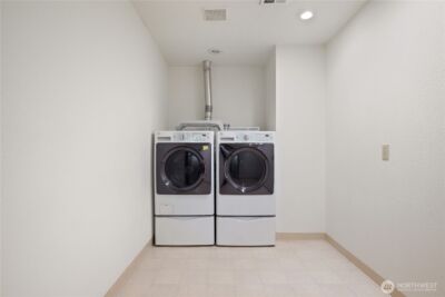 4415 Poplar Way , Longview, WA 98632 - Photo 23