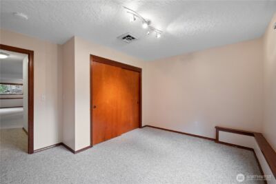 4415 Poplar Way , Longview, WA 98632 - Photo 25