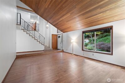 4415 Poplar Way , Longview, WA 98632 - Photo 3