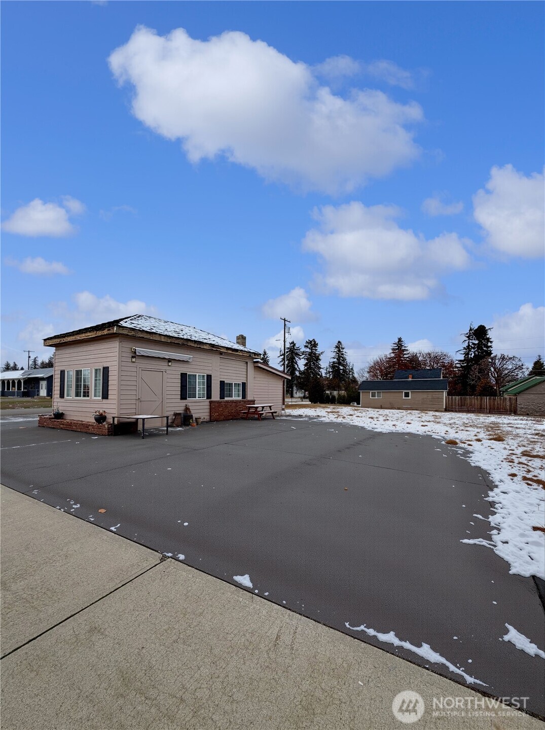 127 W Locust St , Waterville, WA 98858