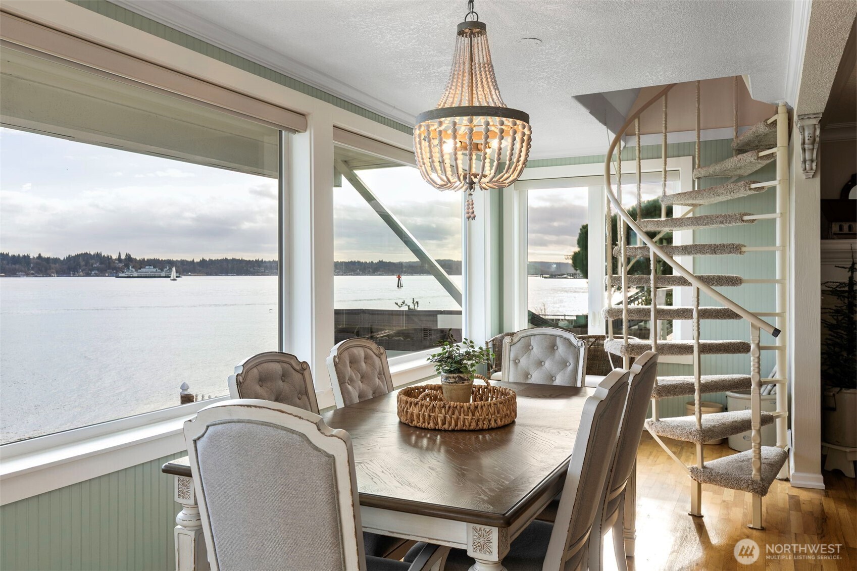 609 Shore DR , Bremerton, WA 98310