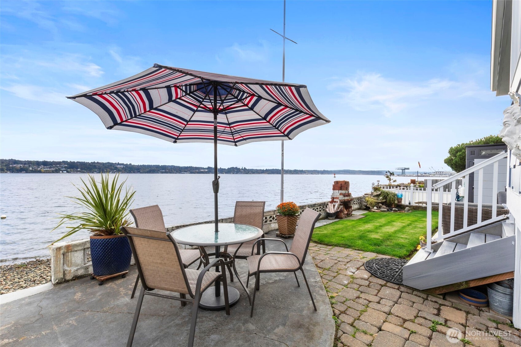 609 Shore DR , Bremerton, WA 98310