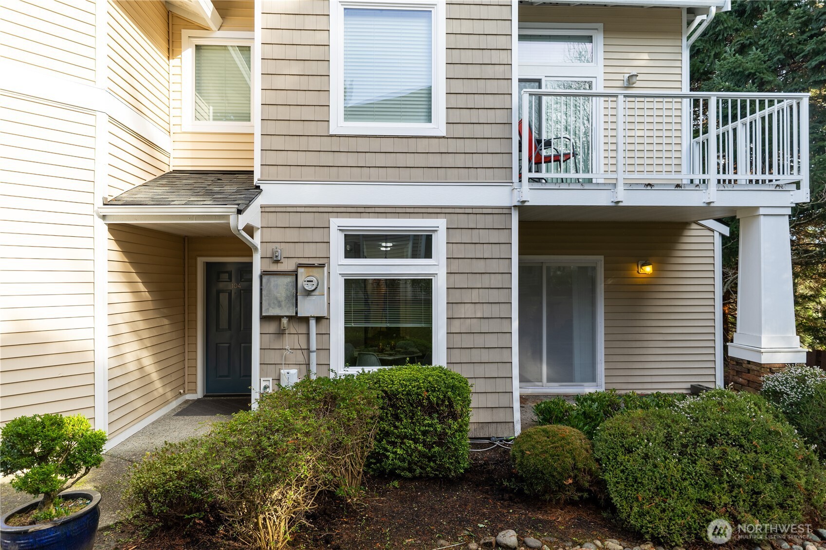 21920 42nd Avenue S #104, Kent, WA 98032