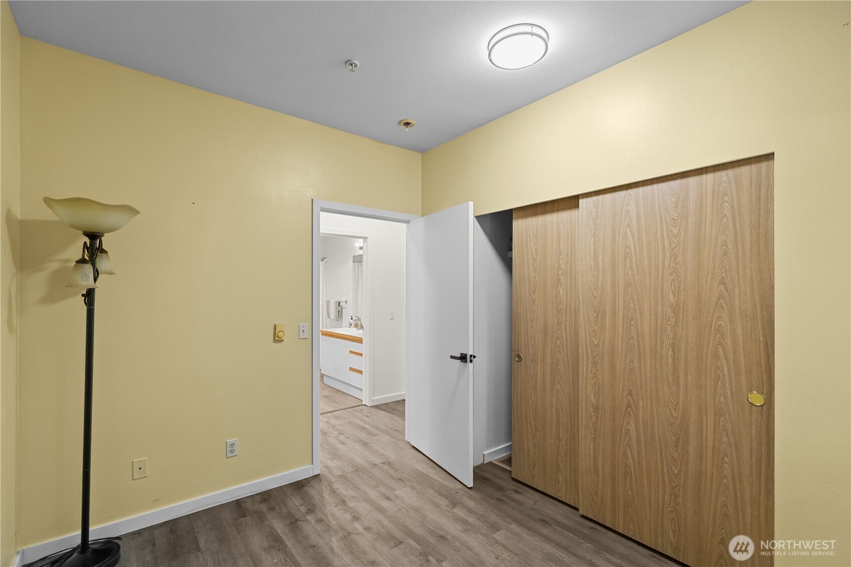 21920 42nd Avenue S #104, Kent, WA 98032