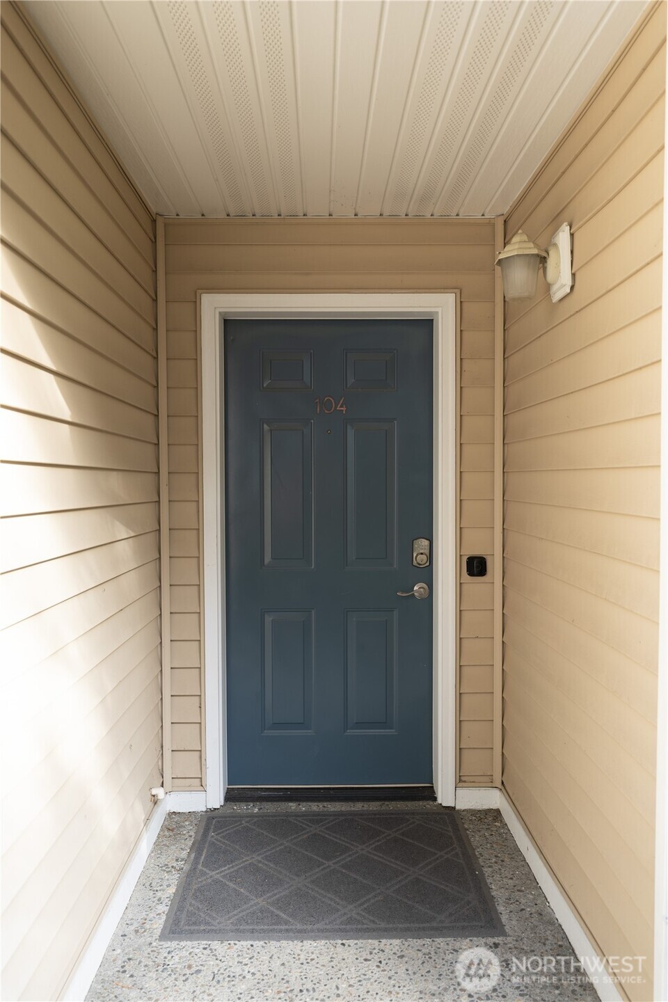 21920 42nd Avenue S #104, Kent, WA 98032