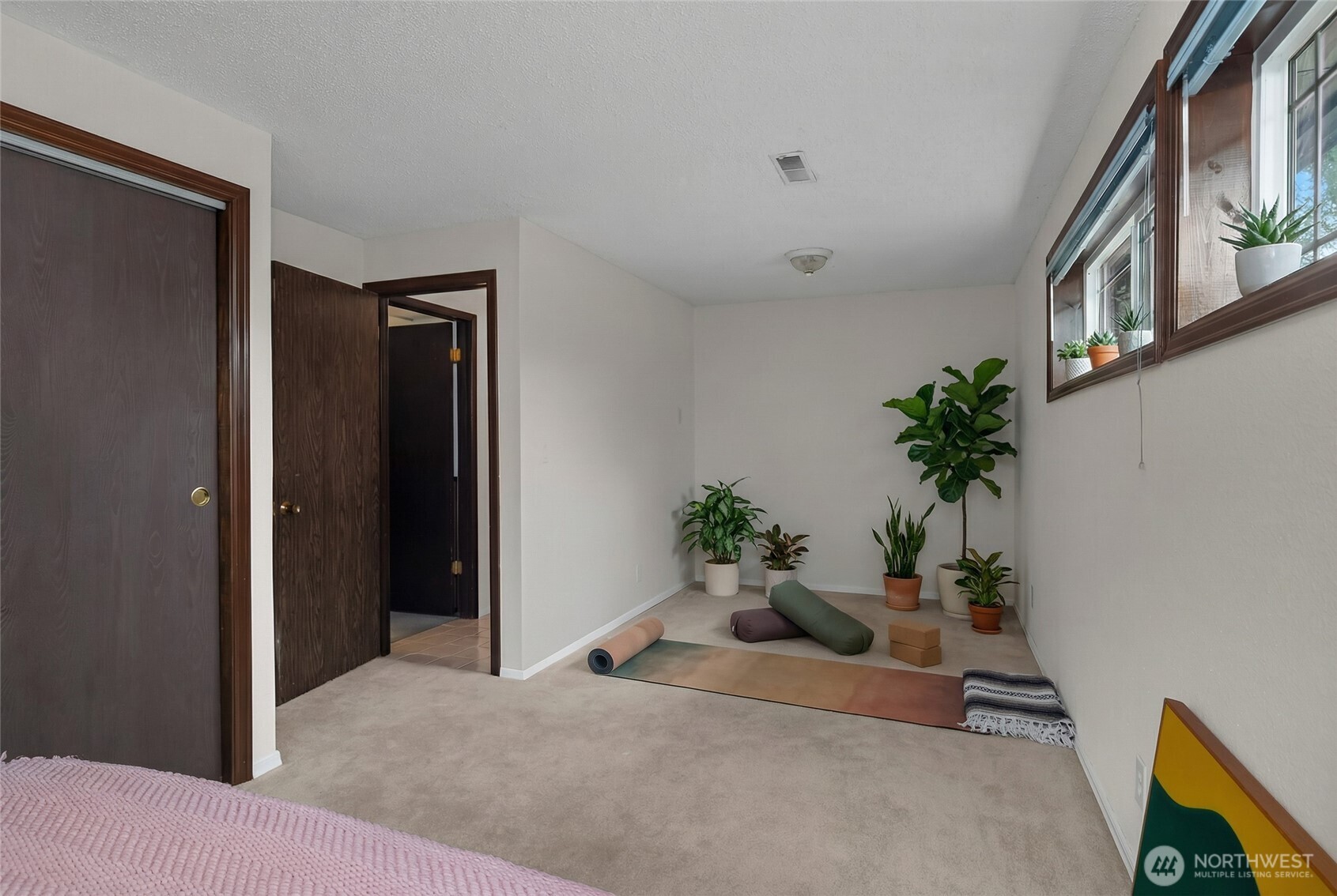 7305 49th Avenue SE, Olympia, WA 98513