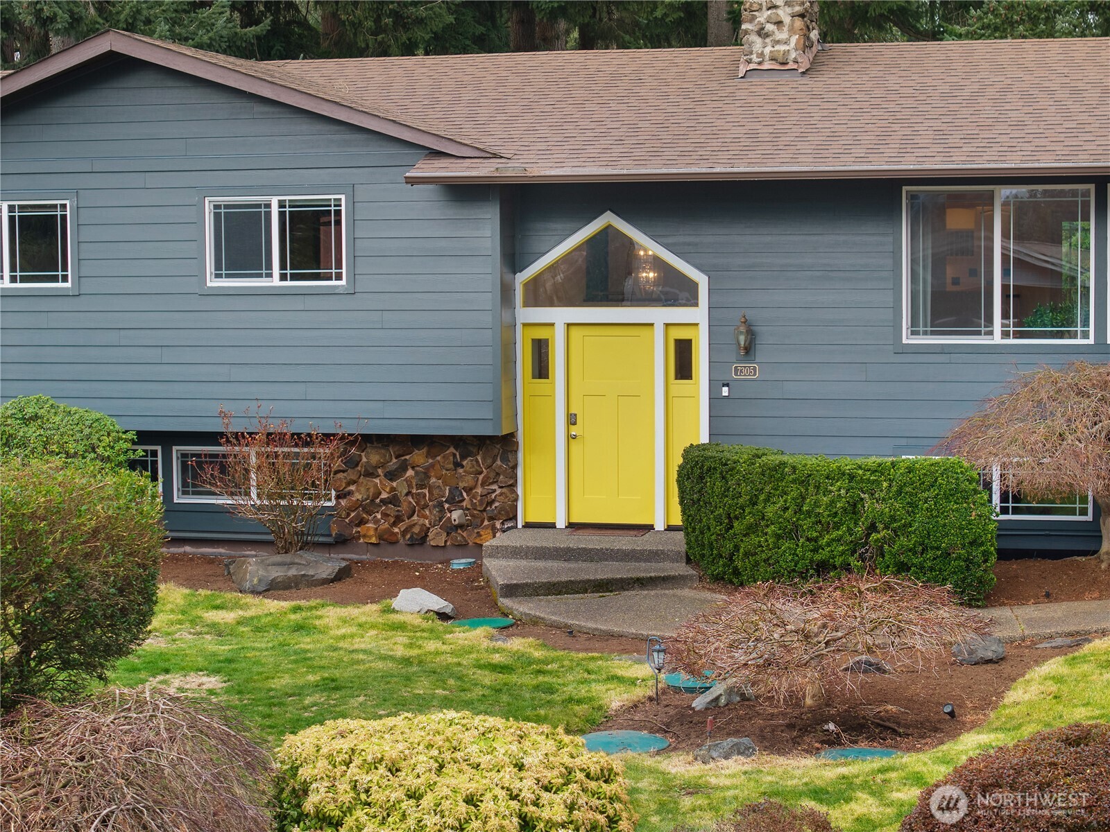 7305 49th Avenue SE, Olympia, WA 98513