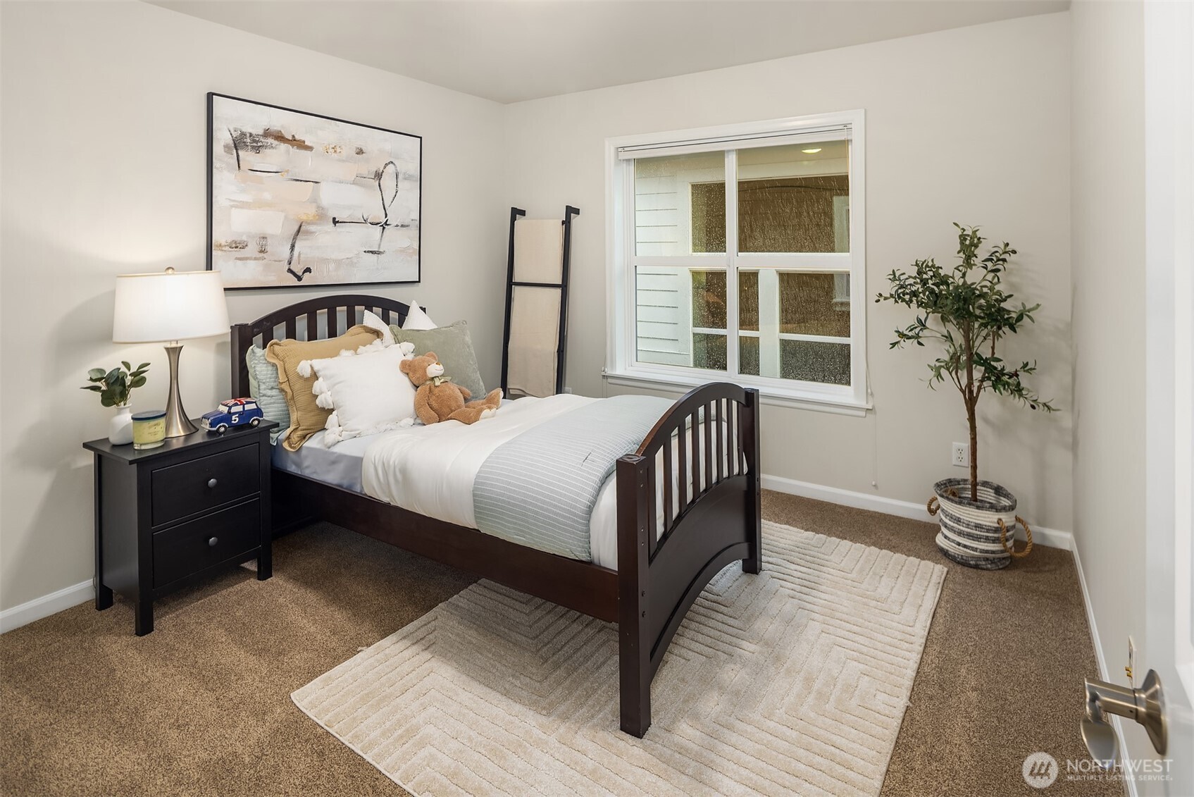 1485 24th Avenue NE, Issaquah, WA 98029