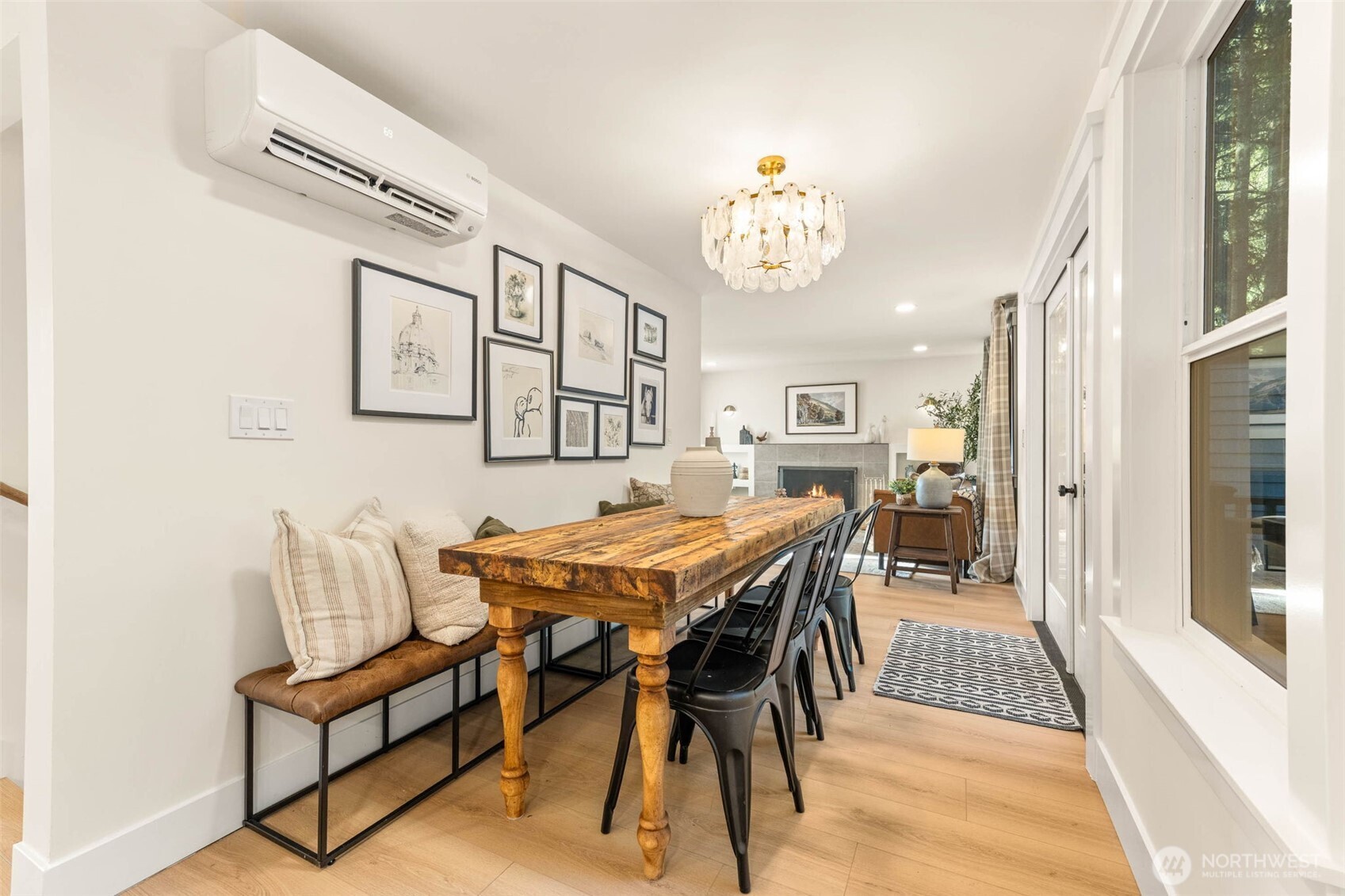 12250 Densmore Avenue N, Seattle, WA 98133