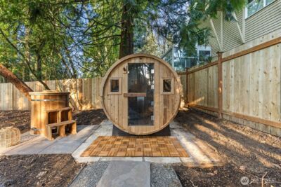 12250 Densmore Avenue N, Seattle, WA 98133 - Photo 34