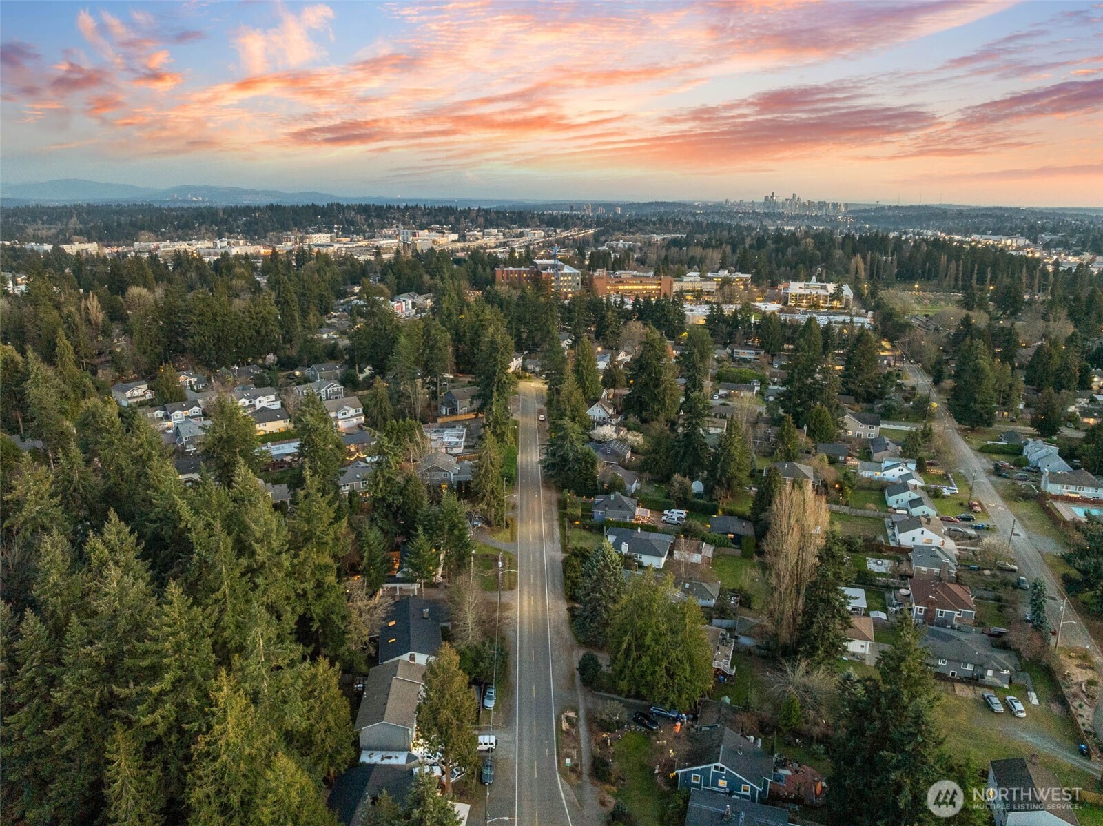 12250 Densmore Avenue N, Seattle, WA 98133