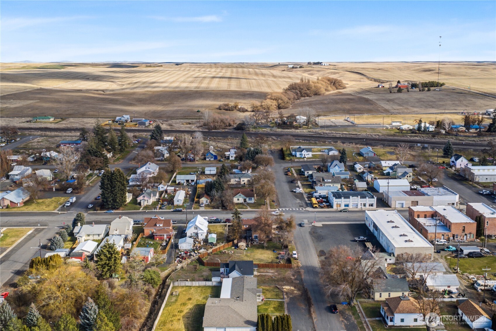 307 W Glover , Harrington, WA 99134