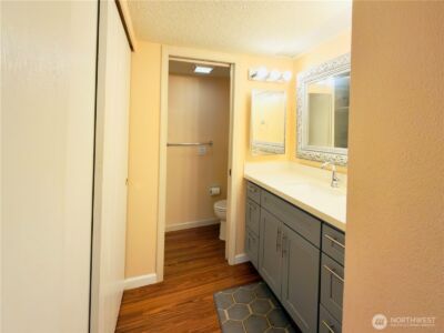 4717 W Lake Sammamish Pkwy SE #C305, Sammamish, WA 98027 - Photo 14