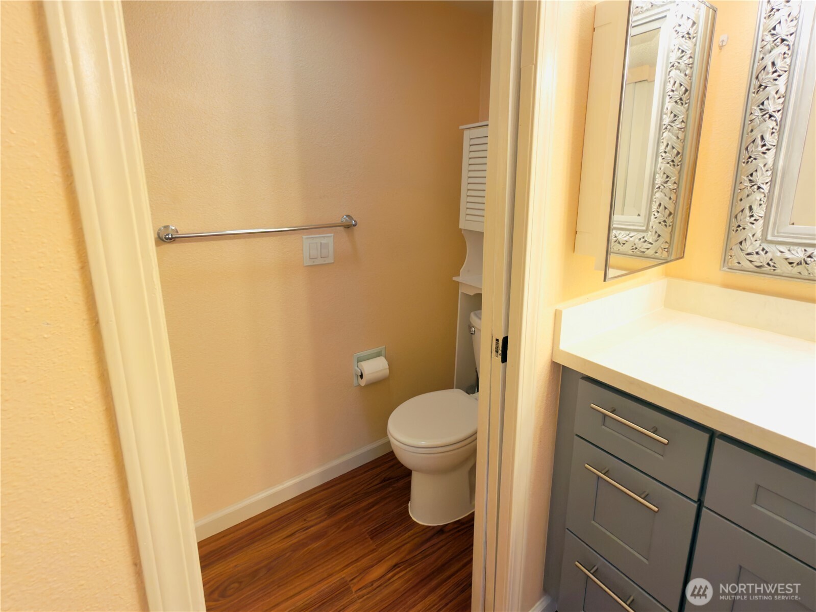 4717 W Lake Sammamish Pkwy SE #C305, Sammamish, WA 98027