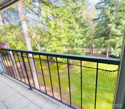 4717 W Lake Sammamish Pkwy SE #C305, Sammamish, WA 98027 - Photo 19