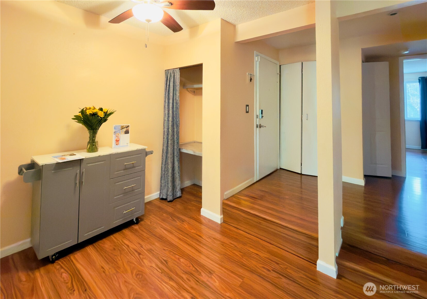 4717 W Lake Sammamish Pkwy SE #C305, Sammamish, WA 98027