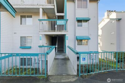 28610 16th Avenue S #303, Federal Way, WA 98003 - Photo 3