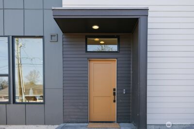 3003 S Dakota Street #1, Seattle, WA 98108 - Photo 2