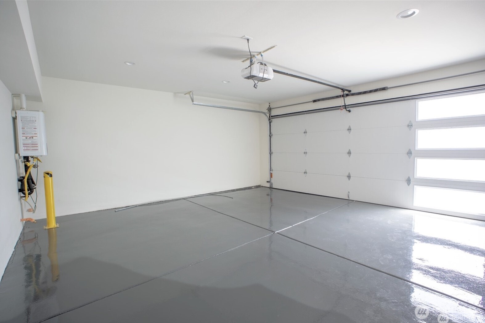 12215 Des Moines Memorial Drive S #B, Burien, WA 98168