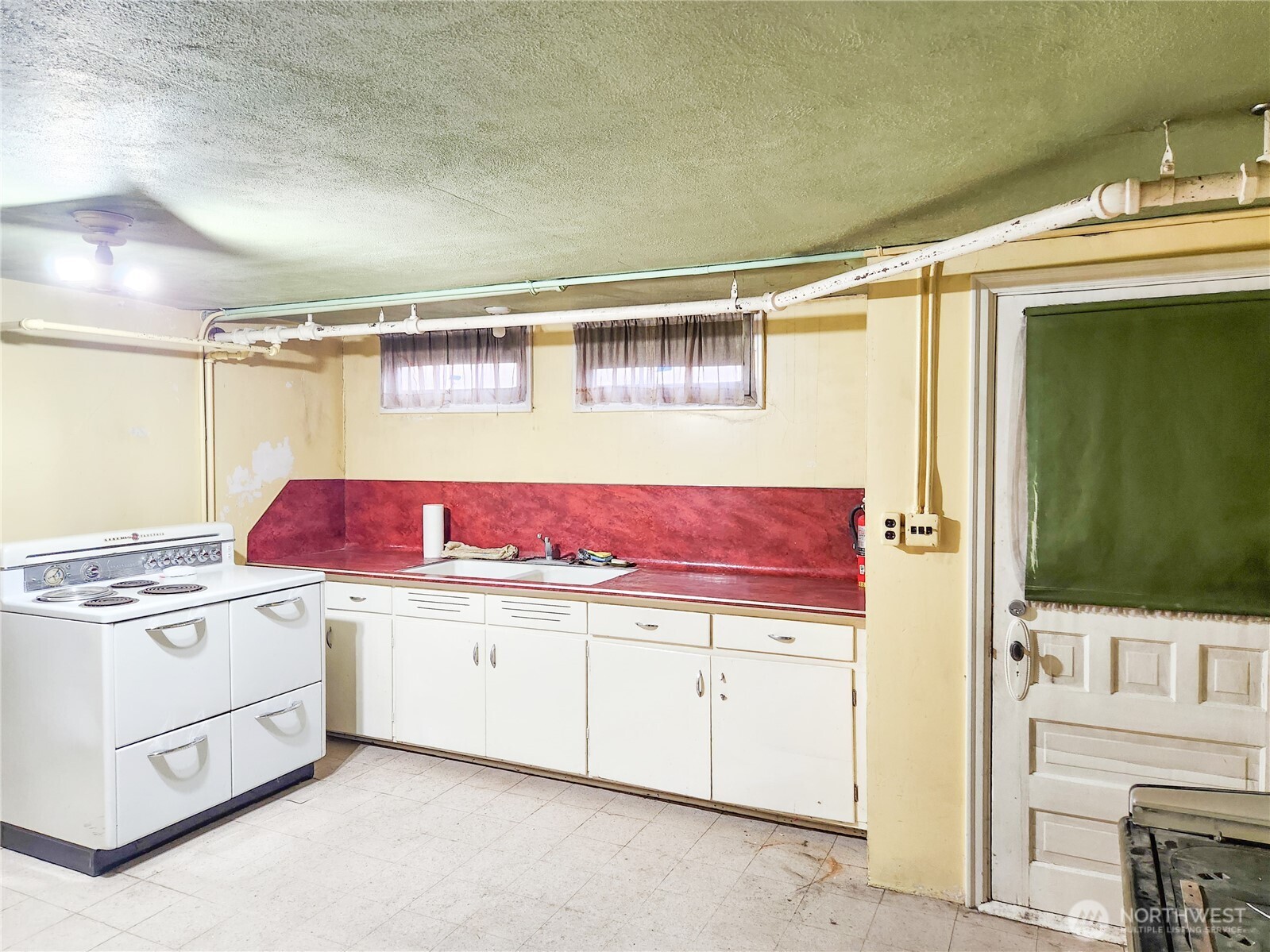 206 E 3rd Avenue , Ritzville, WA 99169